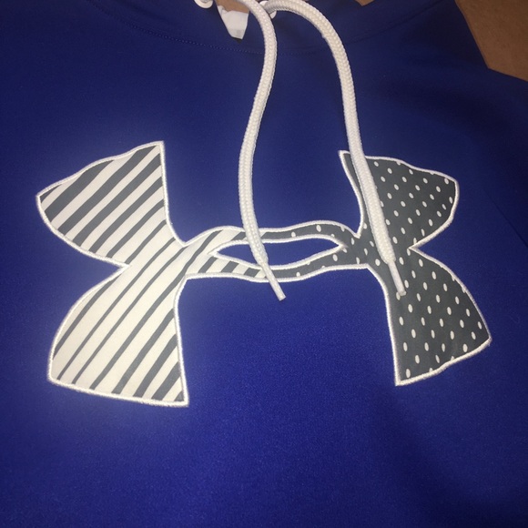Under Armour Hoodie - Picture 2 of 3